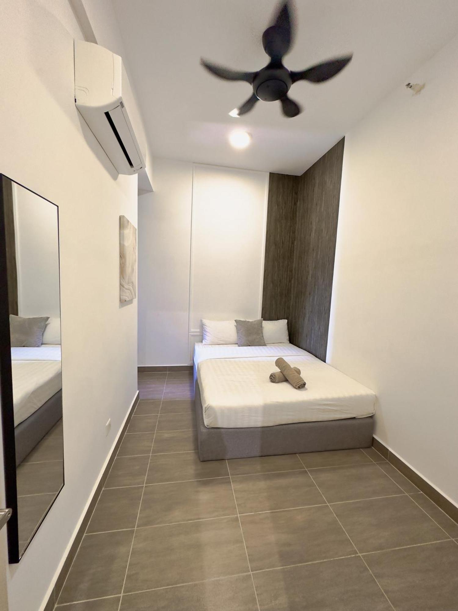 Troika Kota Bharu Penthouse Homestay Buitenkant foto
